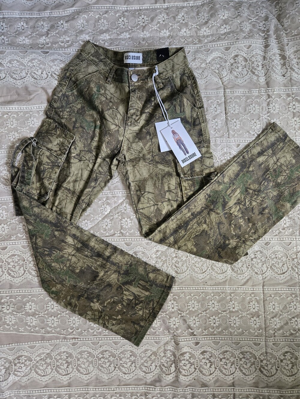 NWT Disclosure Camo Baggy Cargo Jeans Woodland Branch Print Size 0 / 24